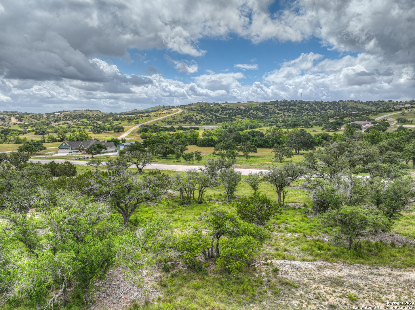 85 Majestic hills, Blanco, TX 78606