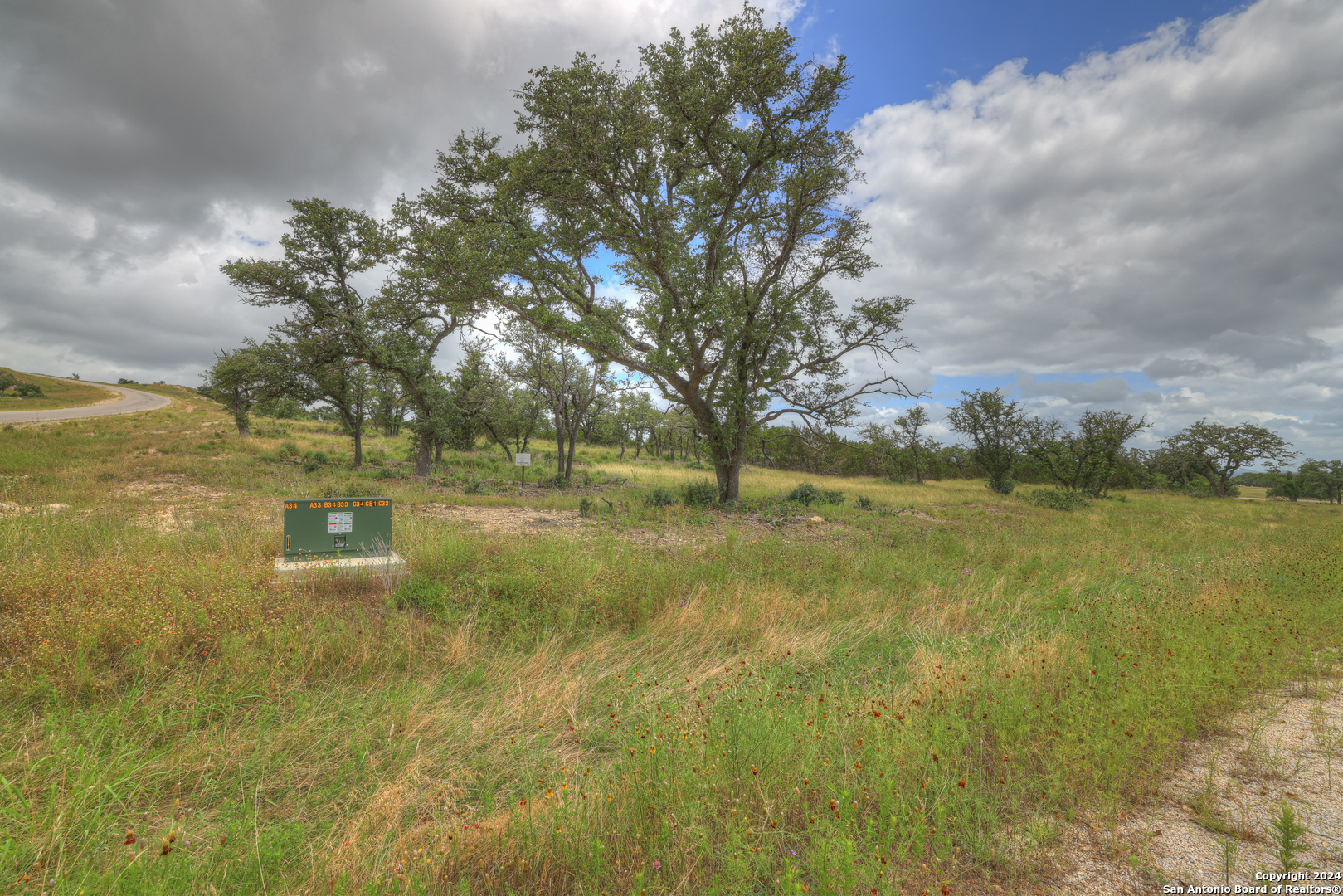 85 Majestic hills, Blanco, TX 78606