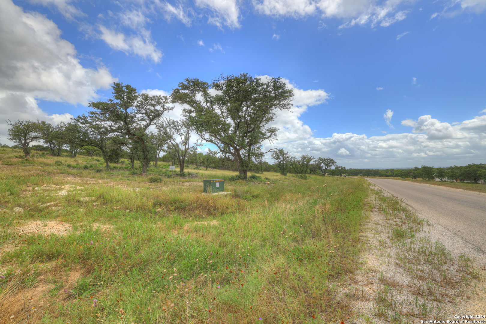 85 Majestic hills, Blanco, TX 78606