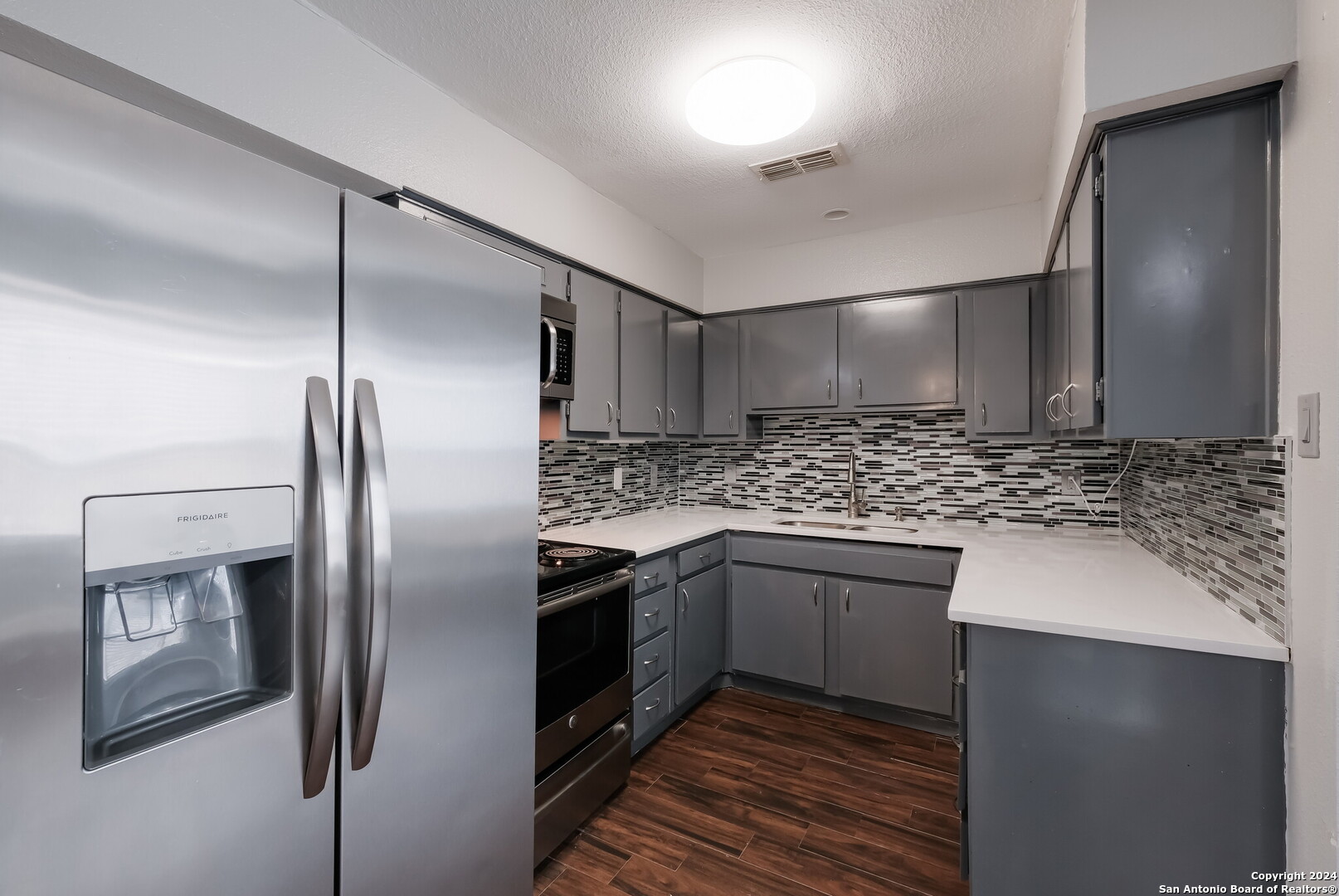 100 Lorenz, #804, San Antonio, TX 78209