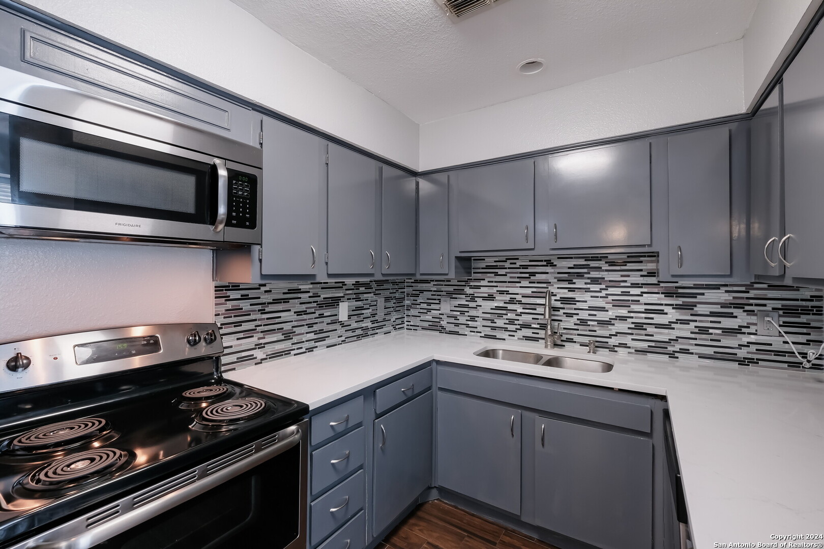 100 Lorenz, #804, San Antonio, TX 78209