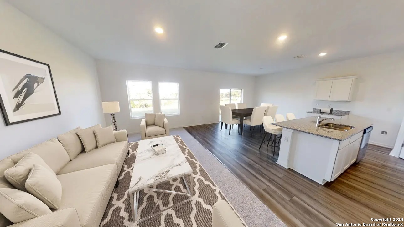 942 Dankworth, San Antonio, TX 78221