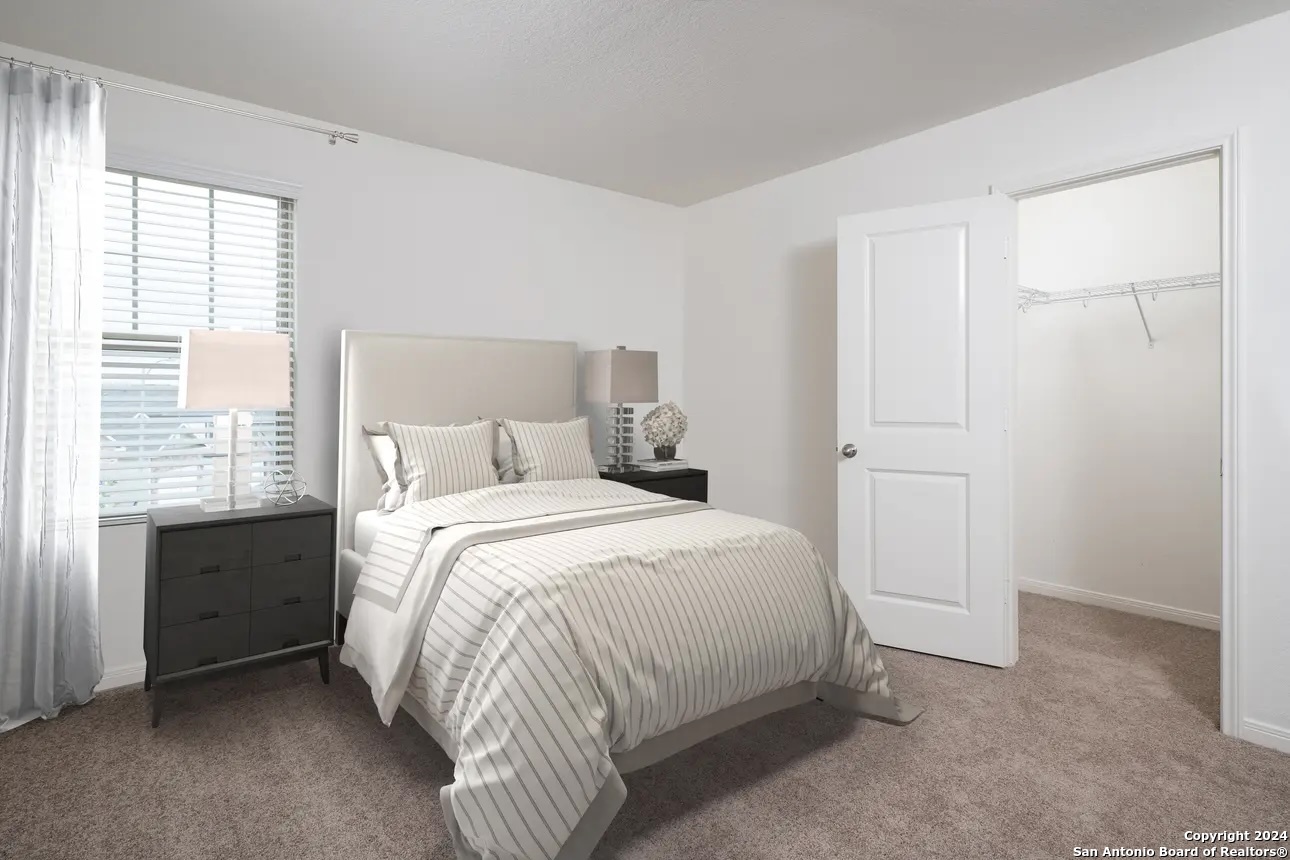 942 Dankworth, San Antonio, TX 78221