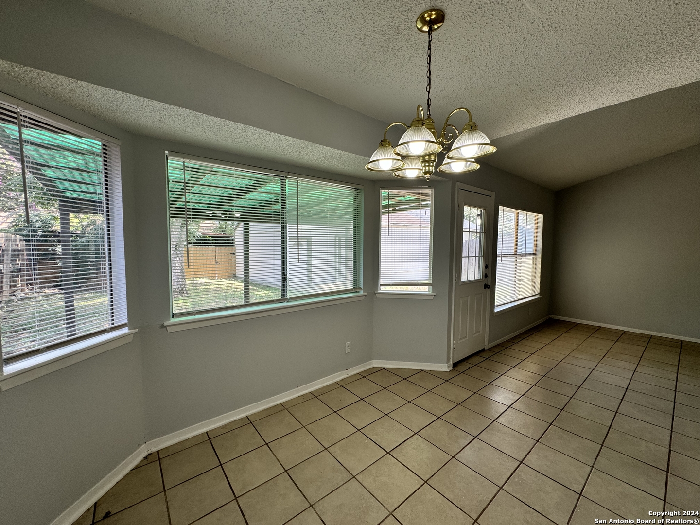 6604 SPRING HURST ST, San Antonio, TX 78249