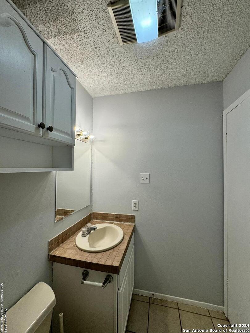 6604 SPRING HURST ST, San Antonio, TX 78249