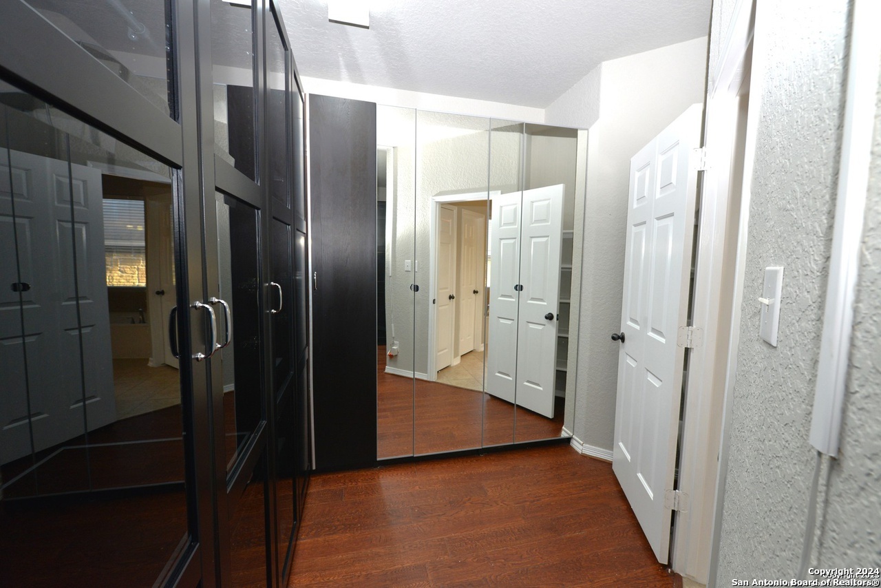 2402 CORTONA MIST, San Antonio, TX 78260