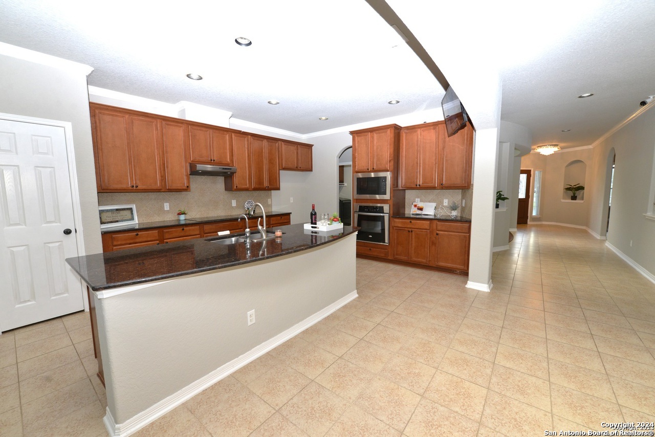 2402 CORTONA MIST, San Antonio, TX 78260