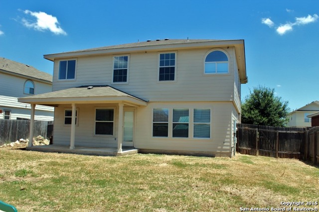 427 DIANA DR   Converse TX 78109-1133