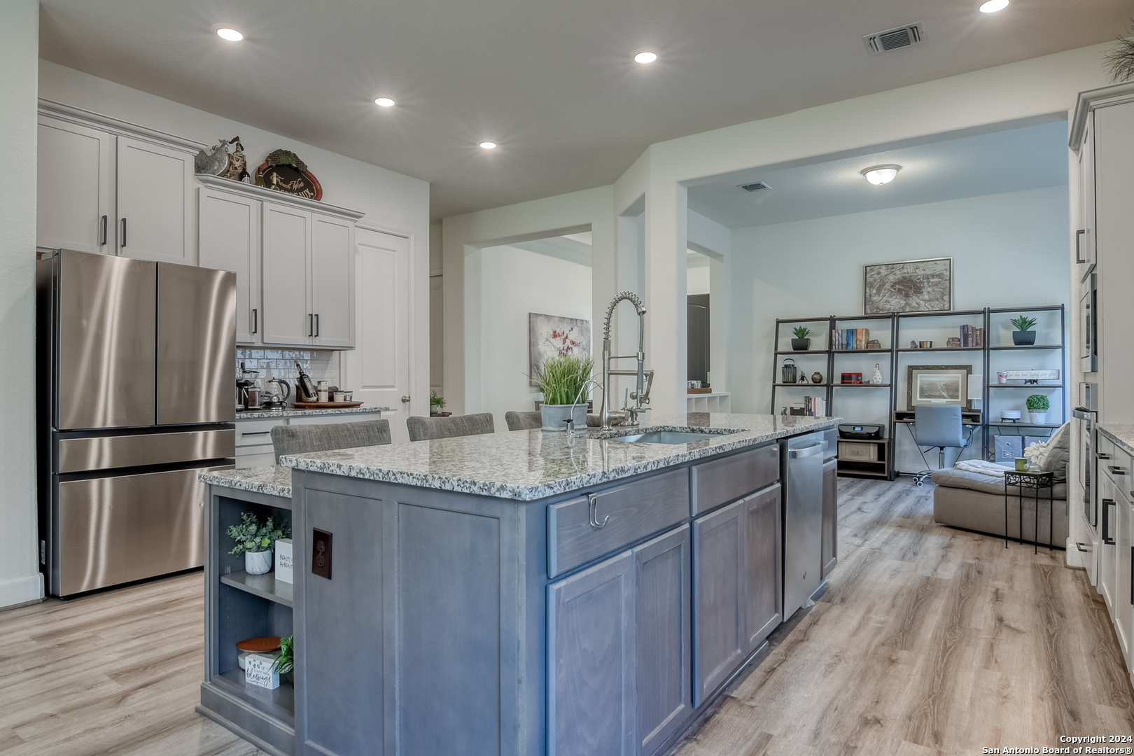 107 Cheslyn, Boerne, TX 78006