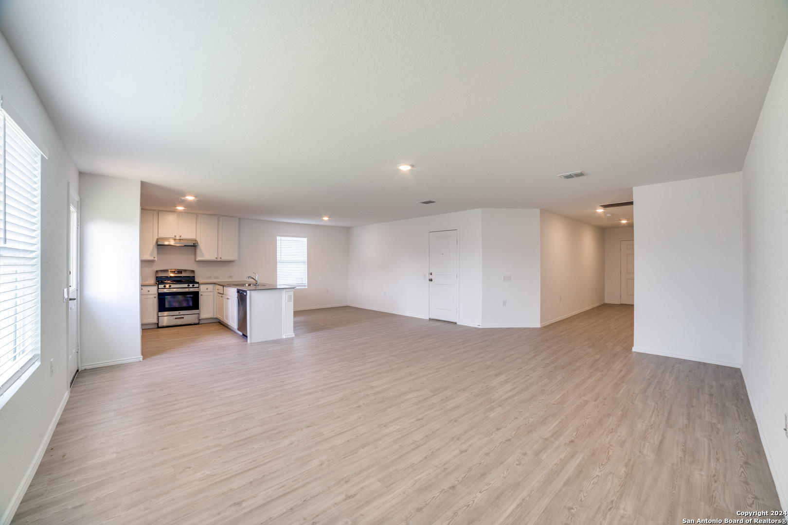 1426 Laima Curve, San Antonio, TX 78224
