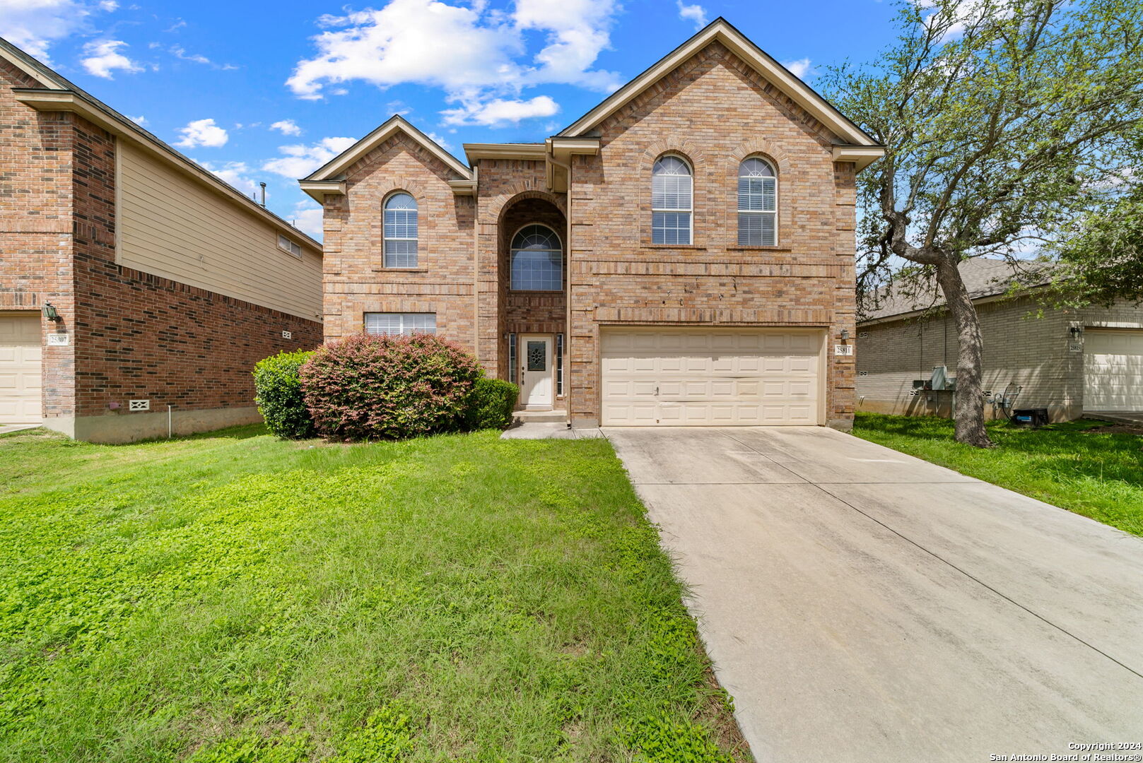 25811 Copperas Ln, San Antonio, TX 78260