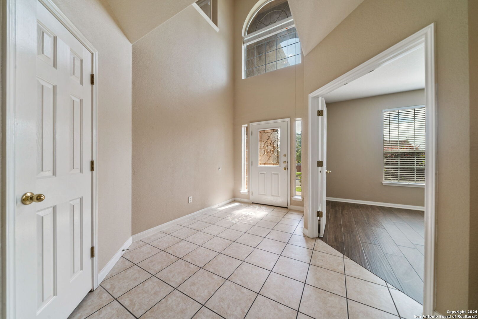 25811 Copperas Ln, San Antonio, TX 78260