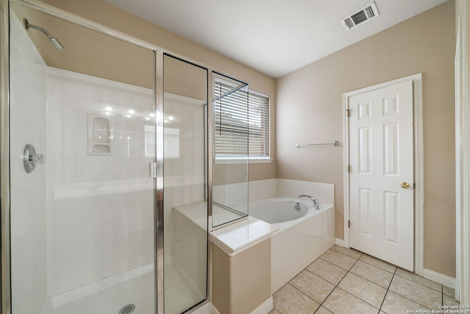 25811 Copperas Ln, San Antonio, TX 78260