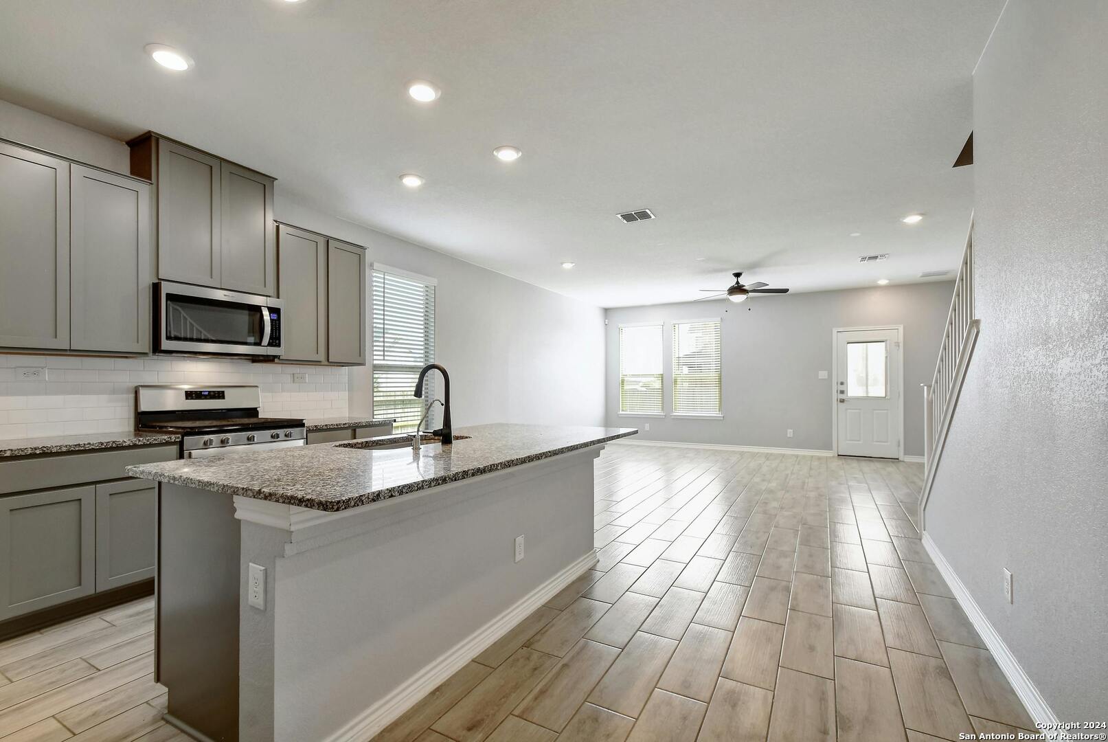 3736 POINT LOMA, Converse, TX 78109