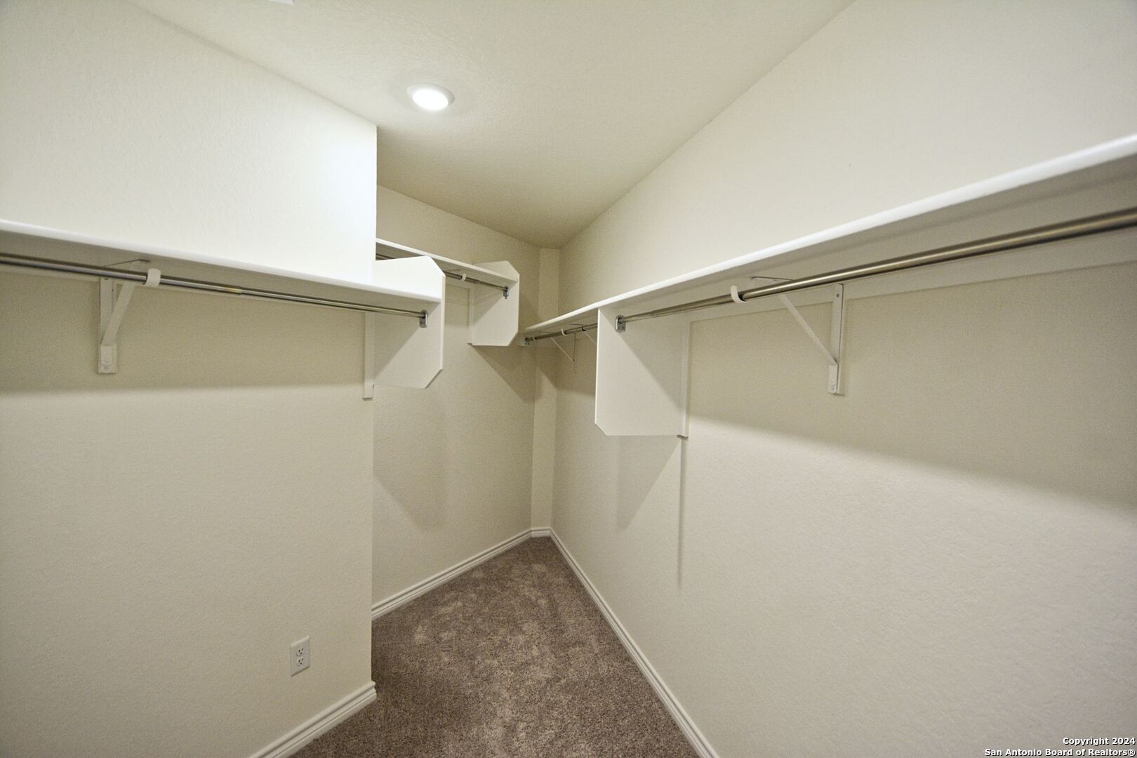544 DAKOTA CRK, New Braunfels, TX 78130