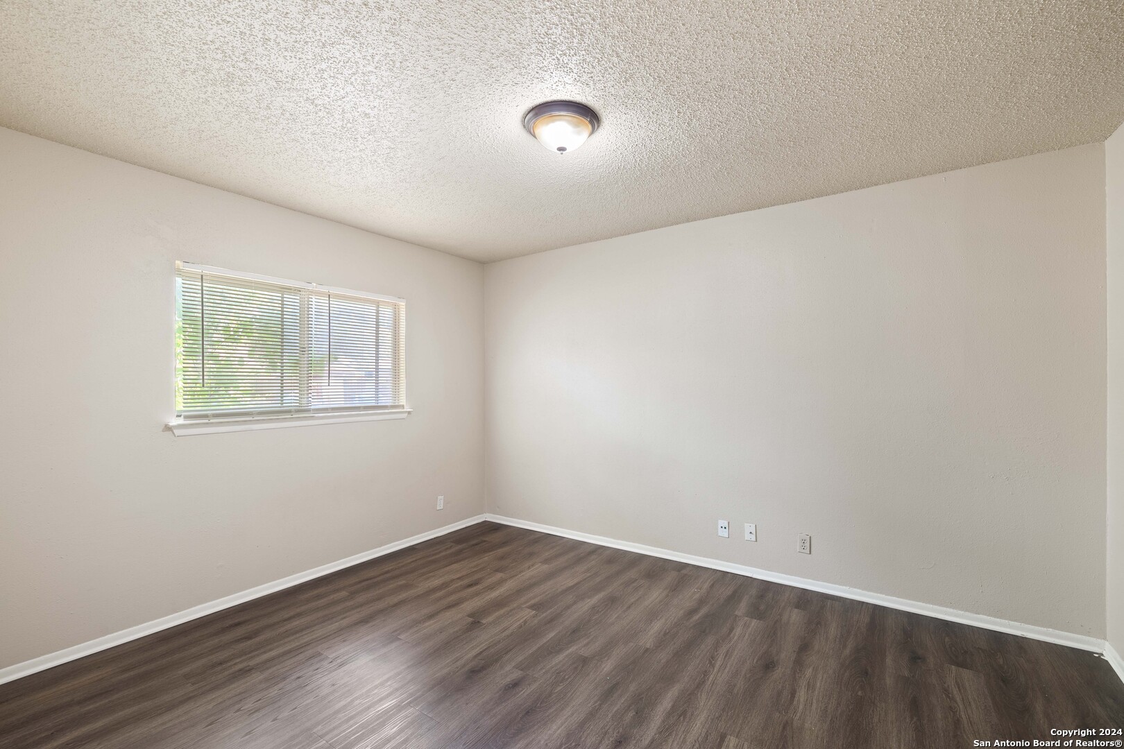 2426 FRENCH SEA DR, San Antonio, TX 78219
