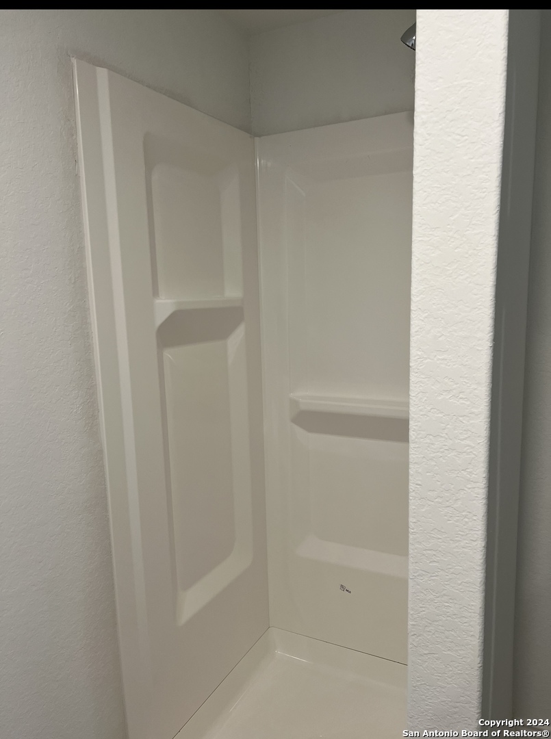7104 Elm Cv, San Antonio, TX 78244