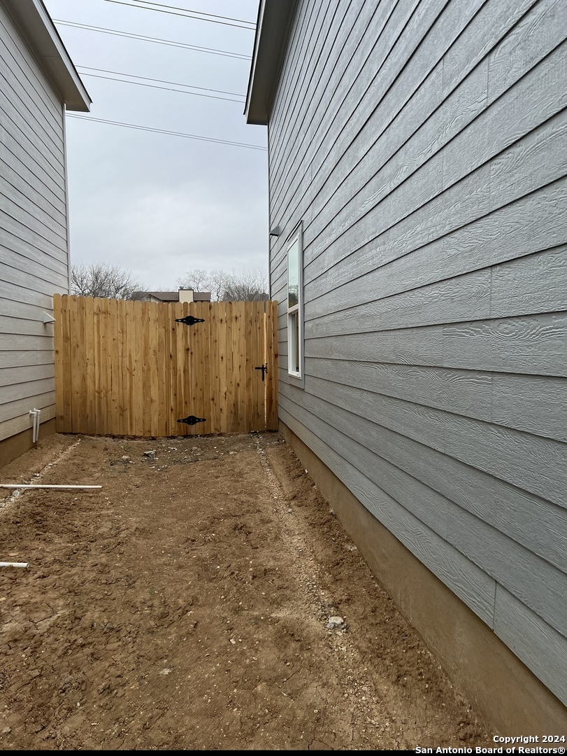 7104 Elm Cv, San Antonio, TX 78244