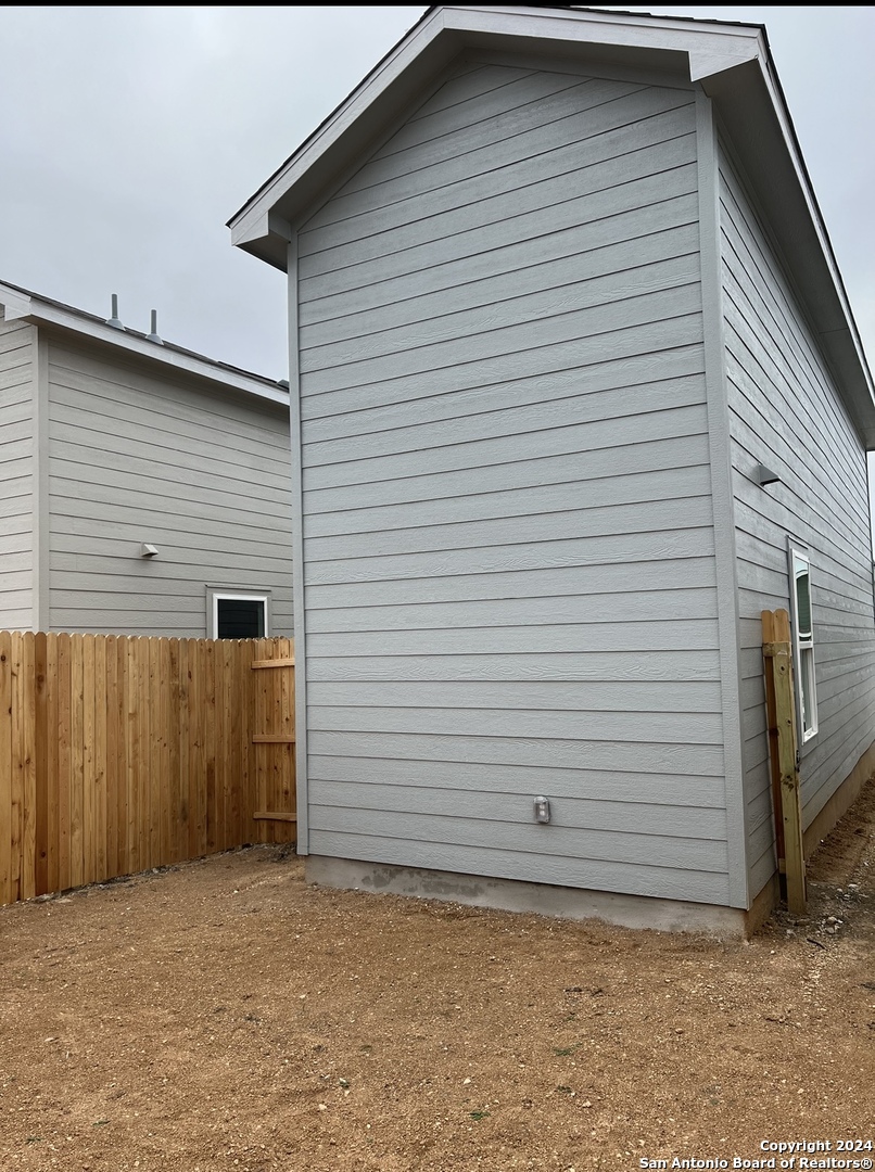 7104 Elm Cv, San Antonio, TX 78244