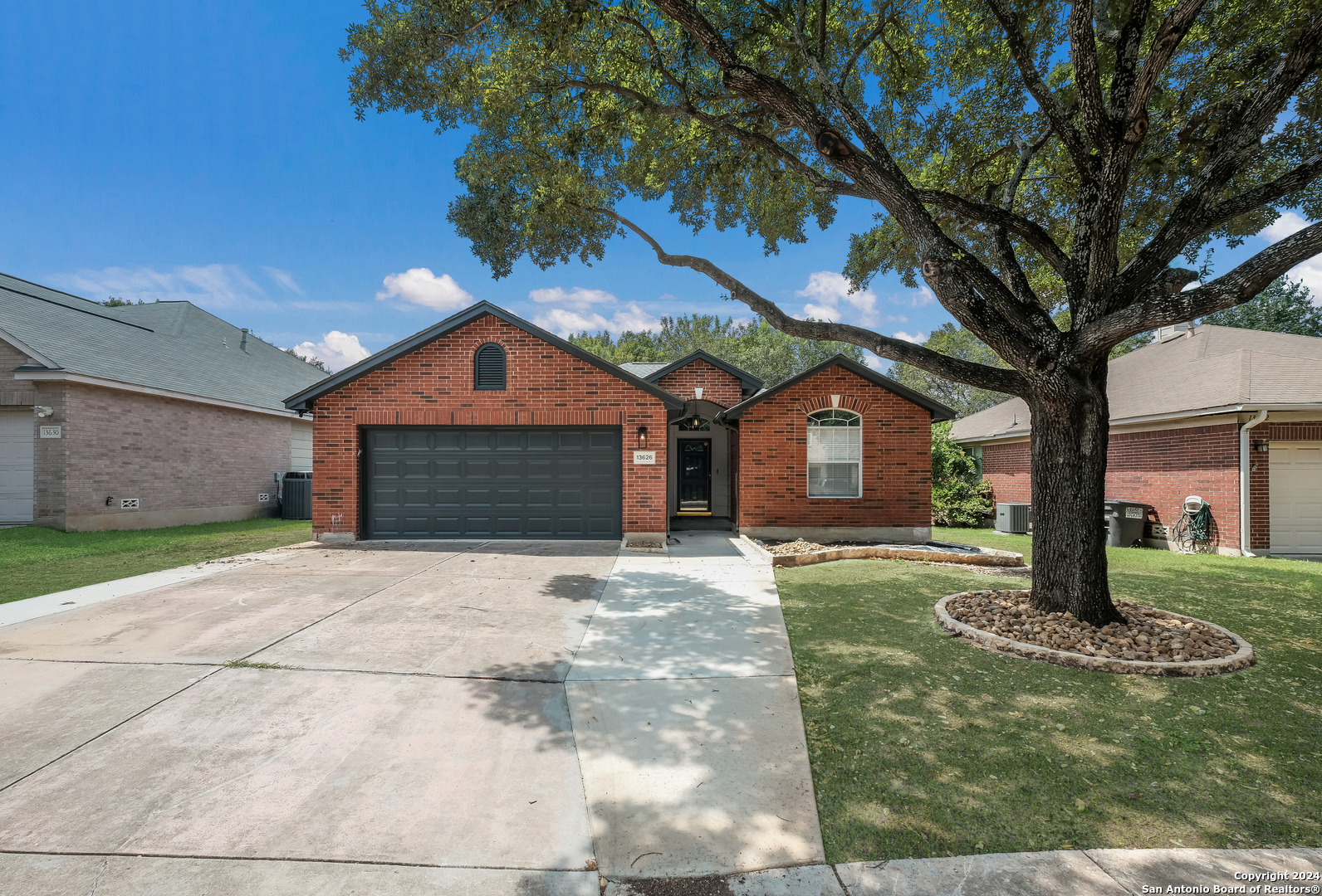 13626 Ashley Oaks Listing Cover Image