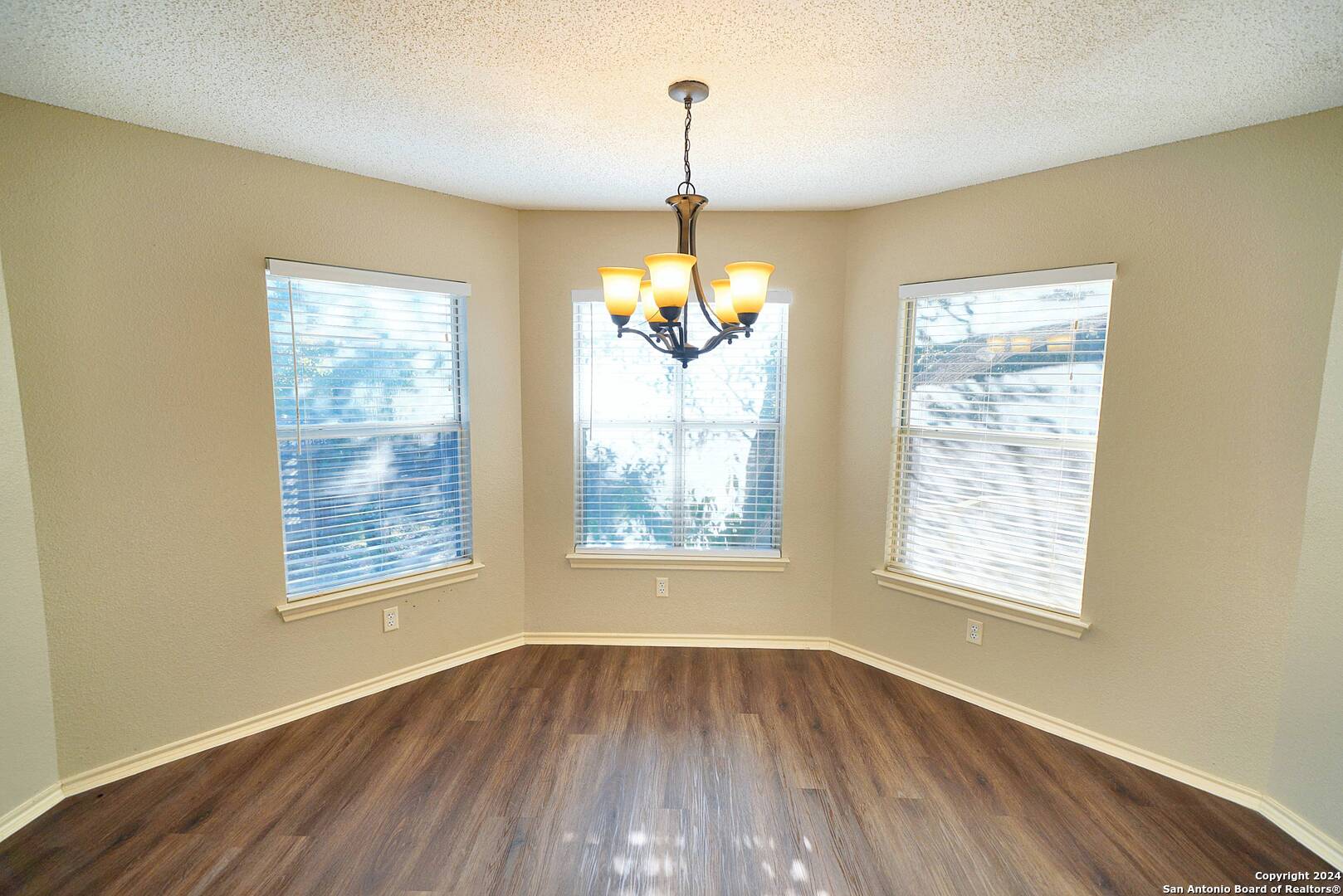 264 VICTORIA PT, Schertz, TX 78154