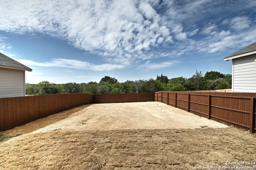211 KAYDEN CT, Marion, TX 78124