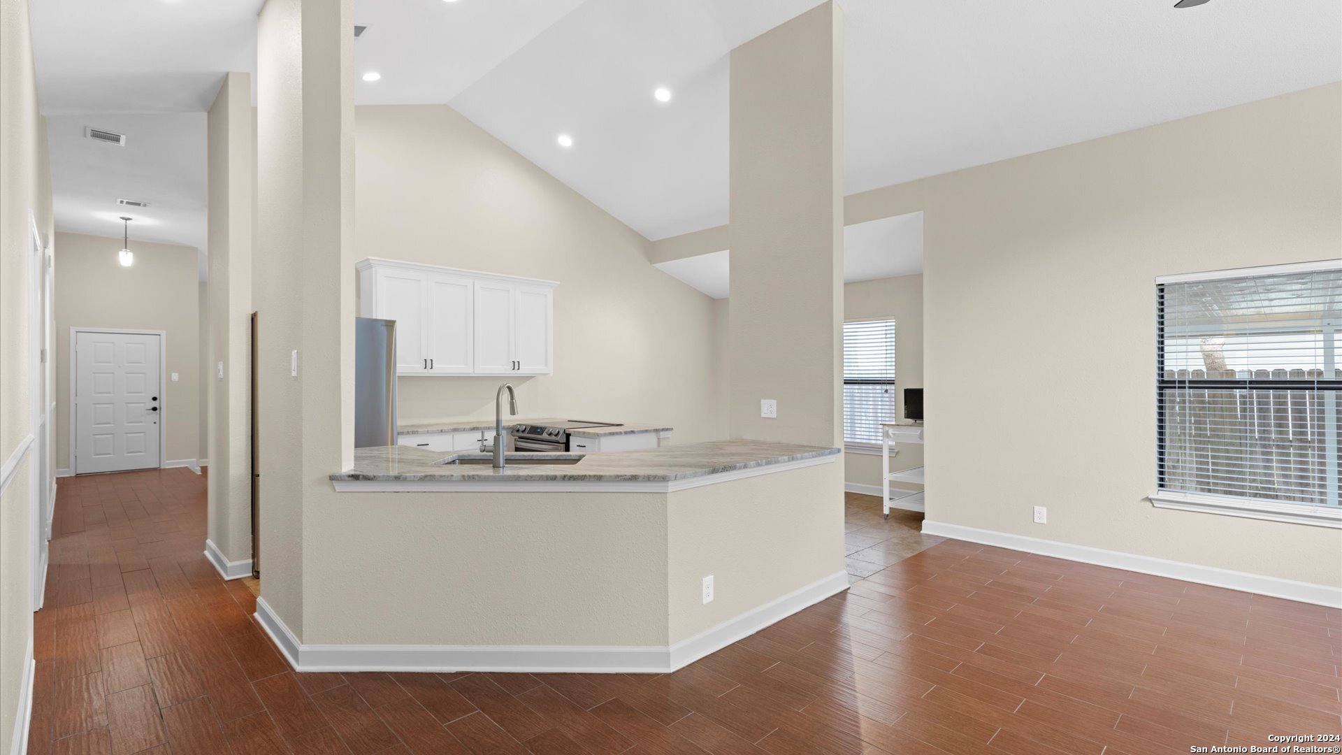 7572 AUTUMN PARK, San Antonio, TX 78249