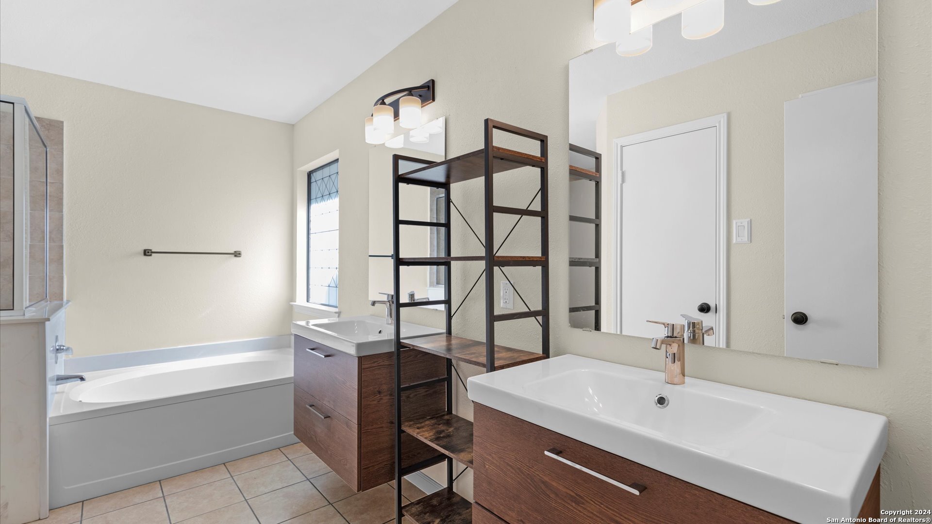 7572 AUTUMN PARK, San Antonio, TX 78249