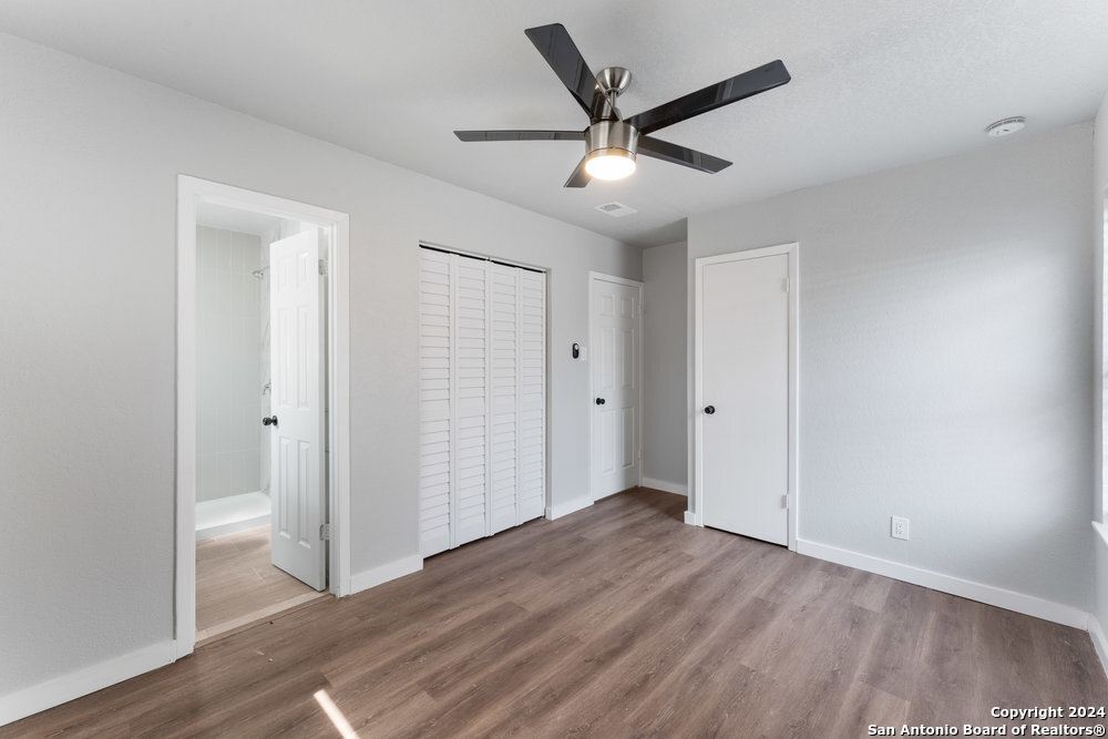 7210 CLOVERFIELD LN, San Antonio, TX 78227