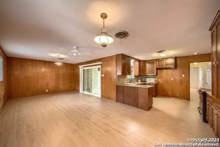 4703 DARLENE DR, San Antonio, TX 78222