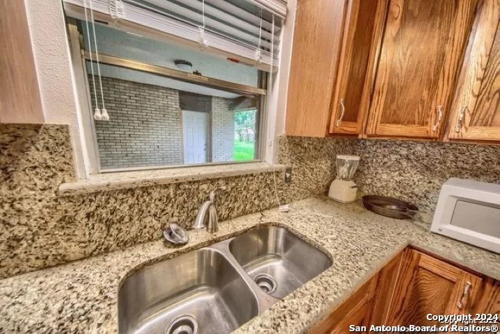 4703 DARLENE DR, San Antonio, TX 78222