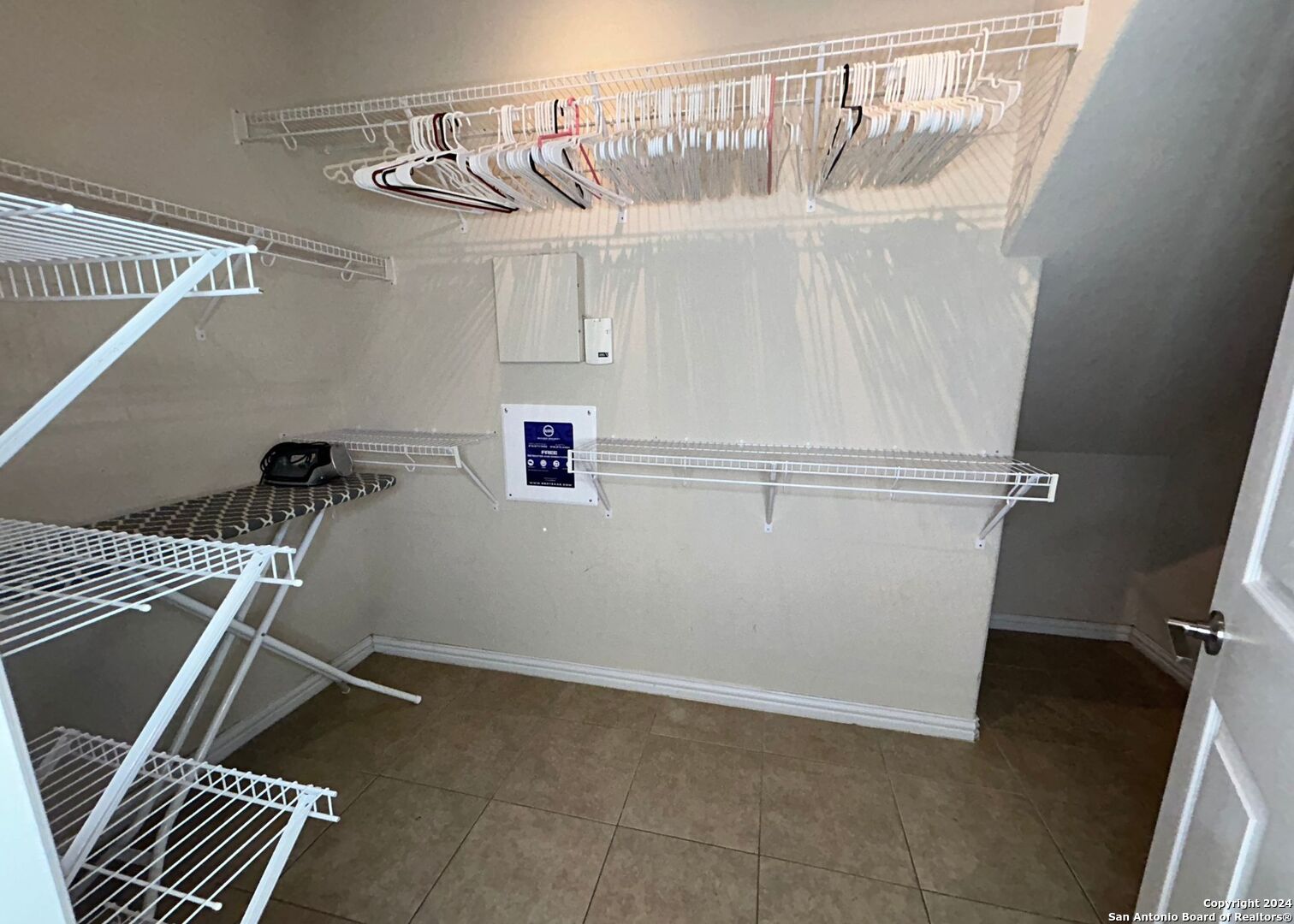8166 TWO FLS, San Antonio, TX 78255