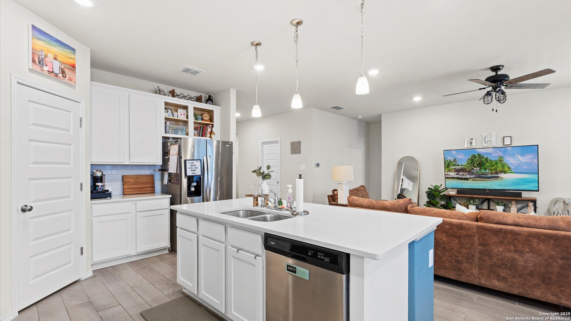 2437 HIDDENBROOKE TRCE, Seguin, TX 78155