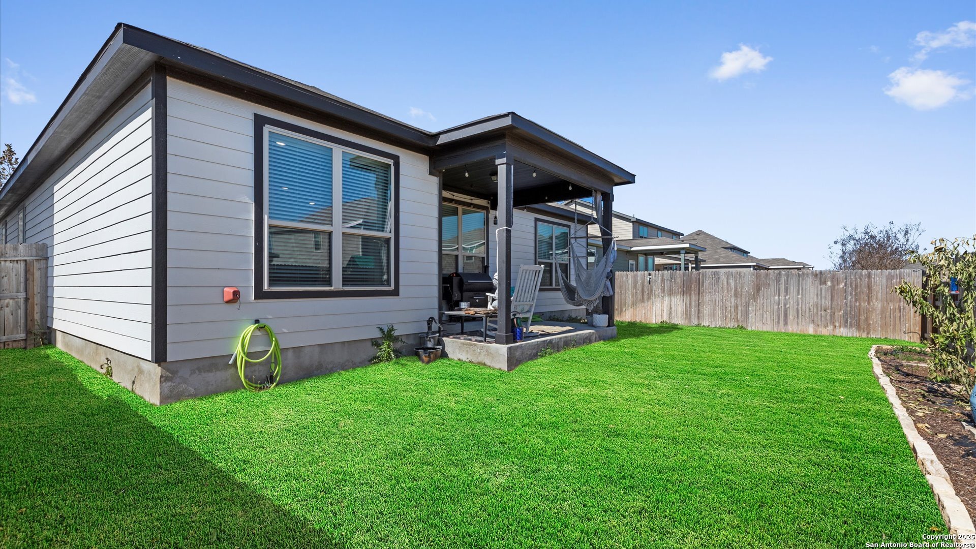 2437 HIDDENBROOKE TRCE, Seguin, TX 78155