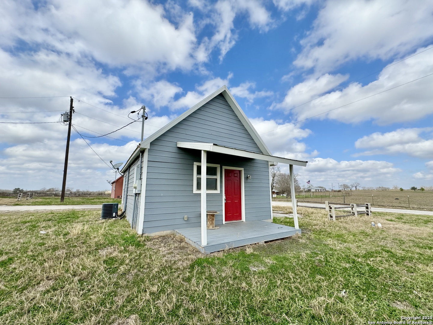 573 State Highway 97 E, #110, Floresville, TX 78114