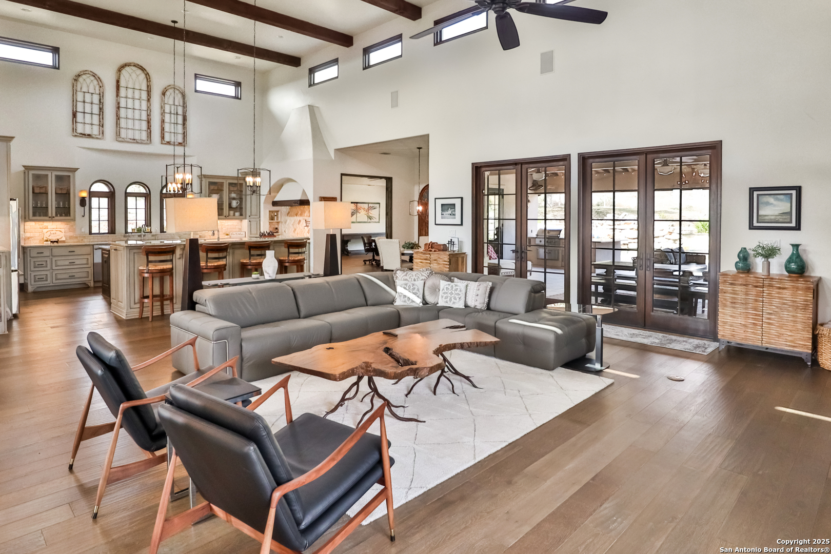 316 CLEAR LAKE DR, New Braunfels, TX 78132