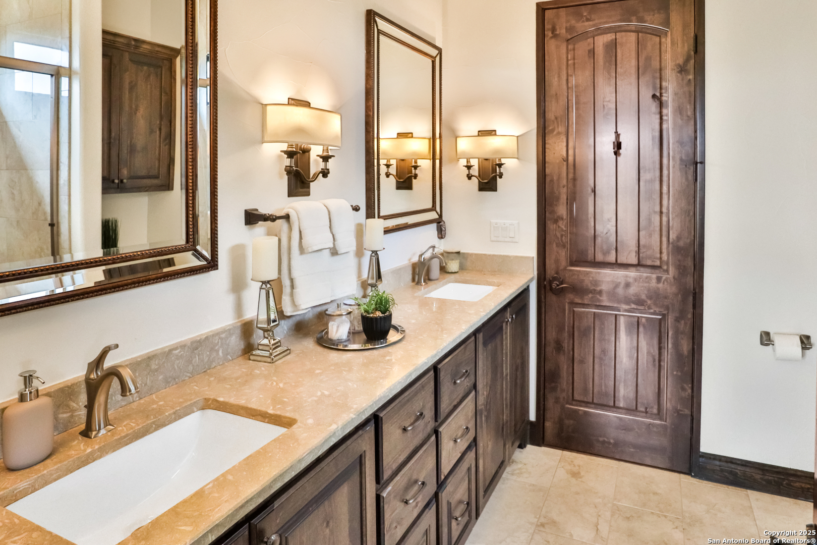 316 CLEAR LAKE DR, New Braunfels, TX 78132