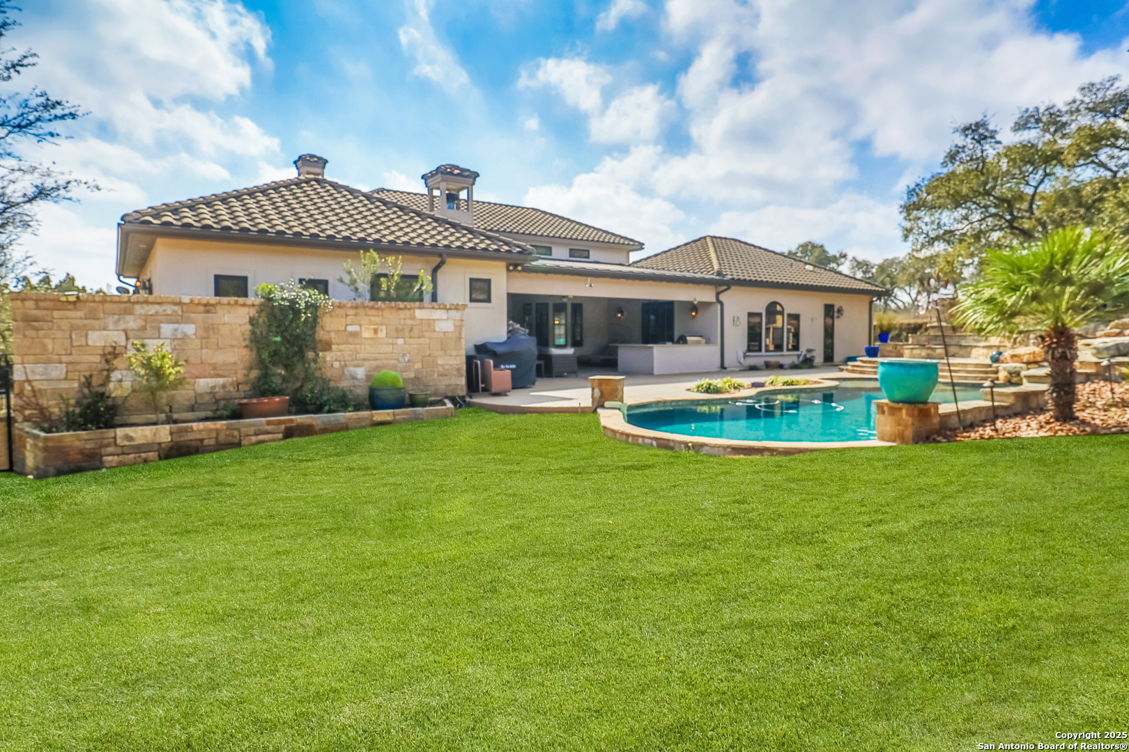 316 CLEAR LAKE DR, New Braunfels, TX 78132
