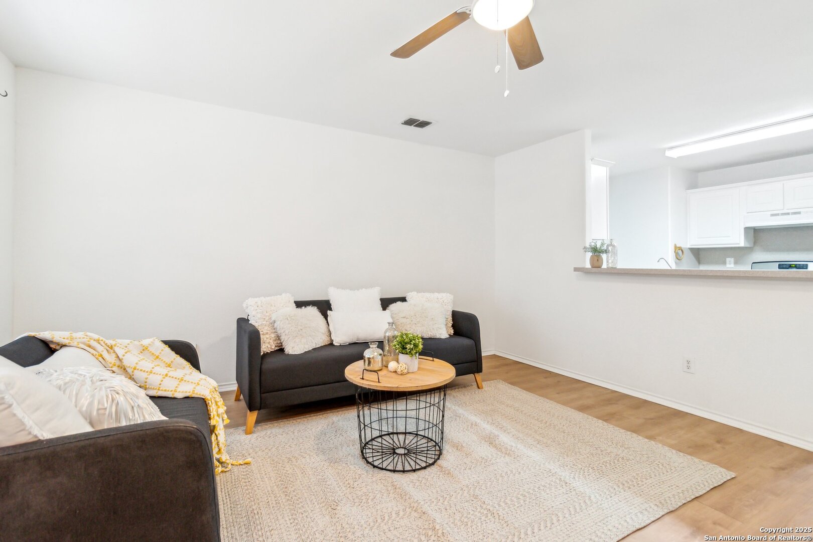 1st Living Area
