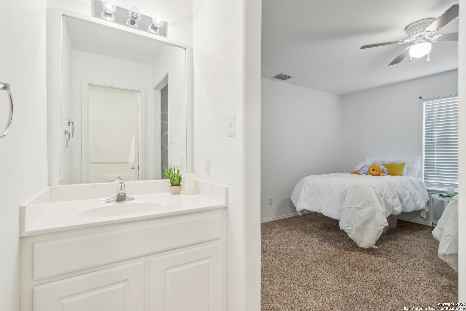 2nd Bedroom