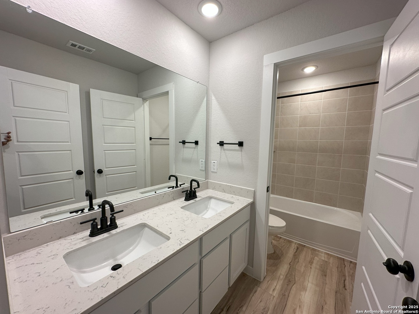 5935 Hausman Rd, #5, San Antonio, TX 78249