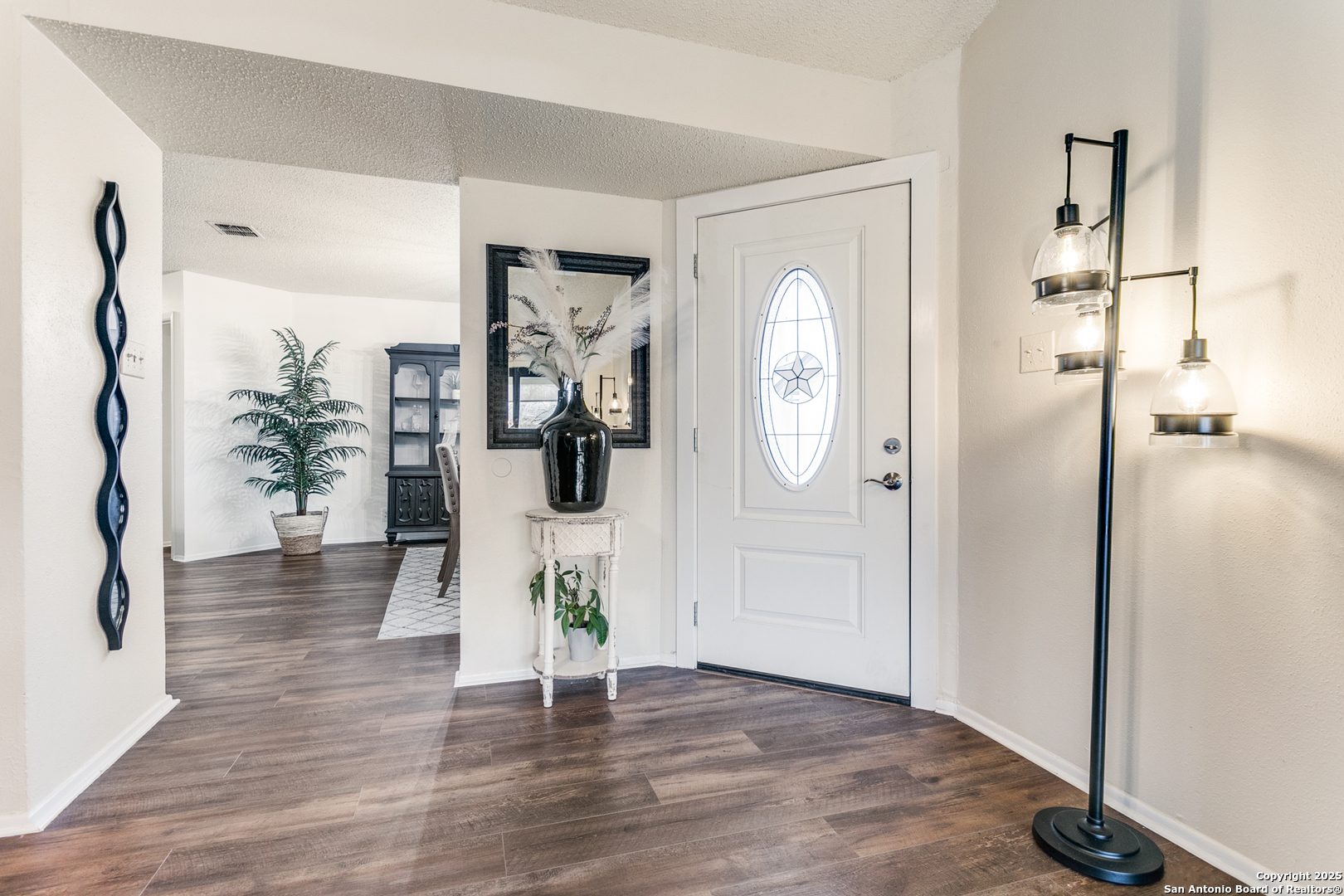 Entry way