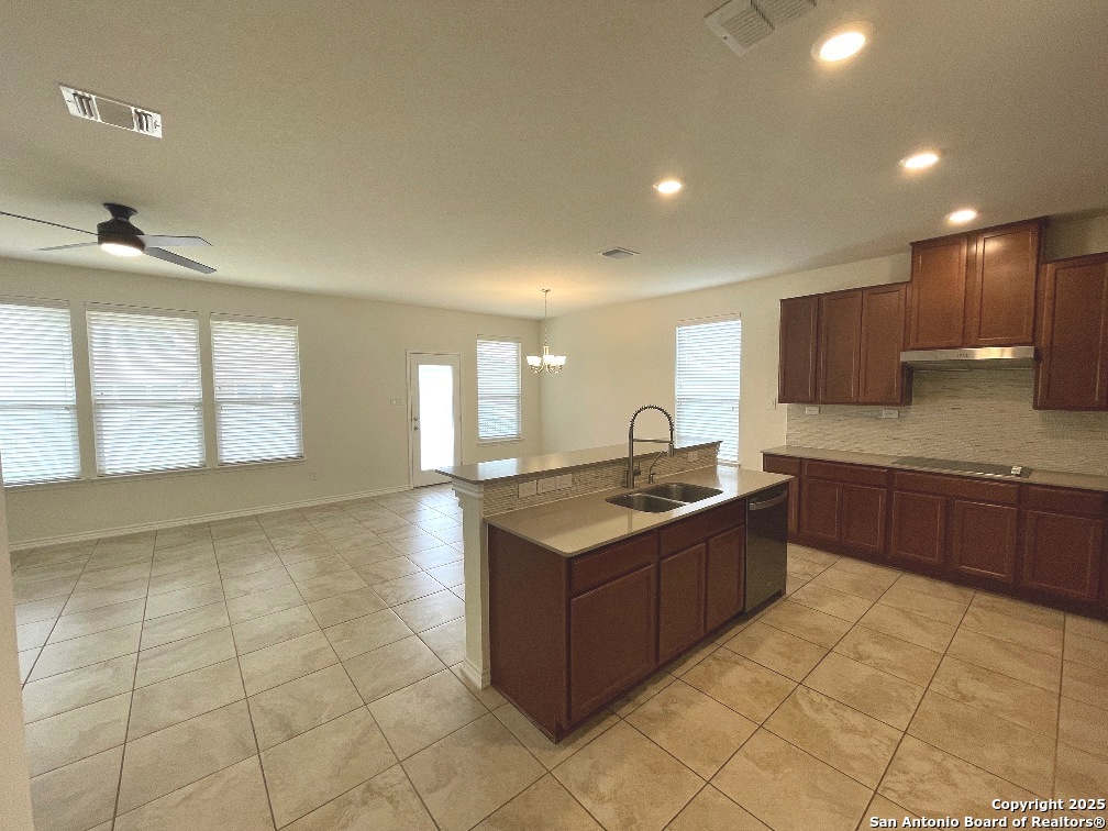 9518 COPPER SANDS, Converse, TX 78109