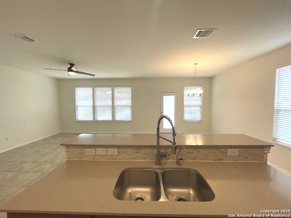 9518 COPPER SANDS, Converse, TX 78109