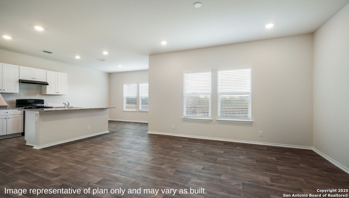 5027 Fannin Crane, San Antonio, TX 78245