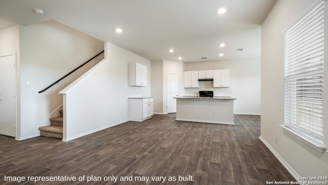 5027 Fannin Crane, San Antonio, TX 78245
