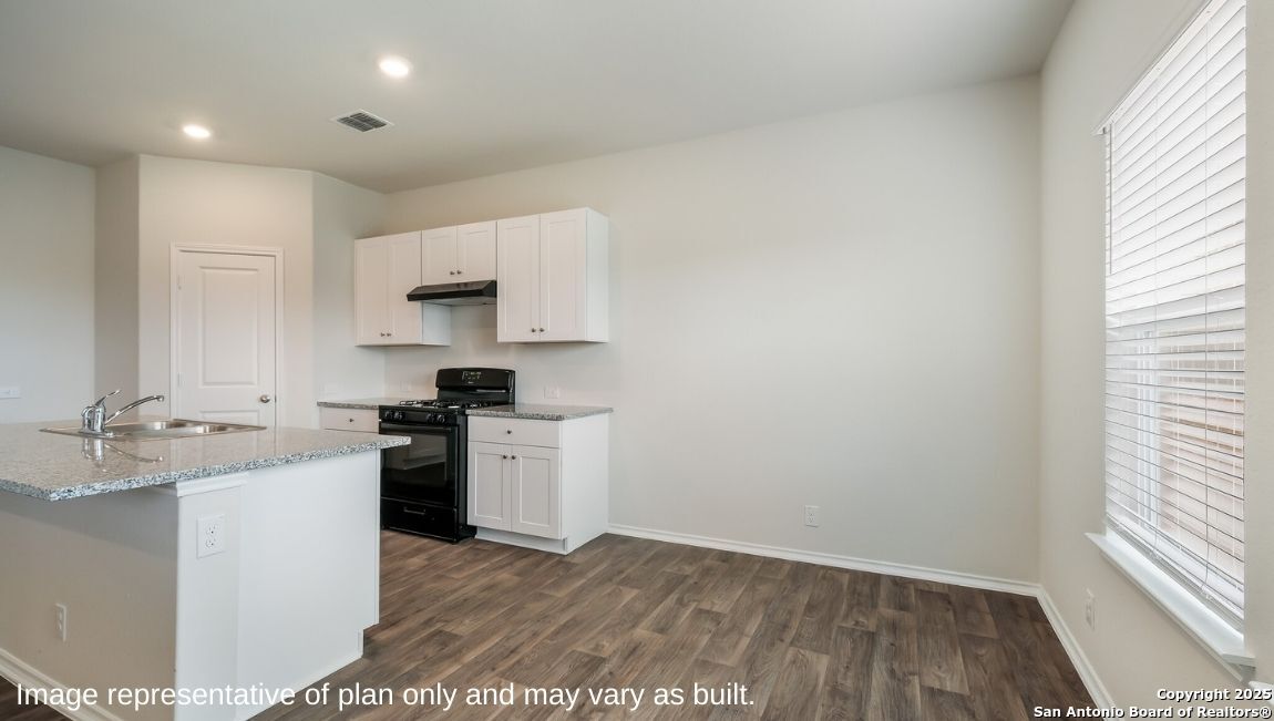 5027 Fannin Crane, San Antonio, TX 78245