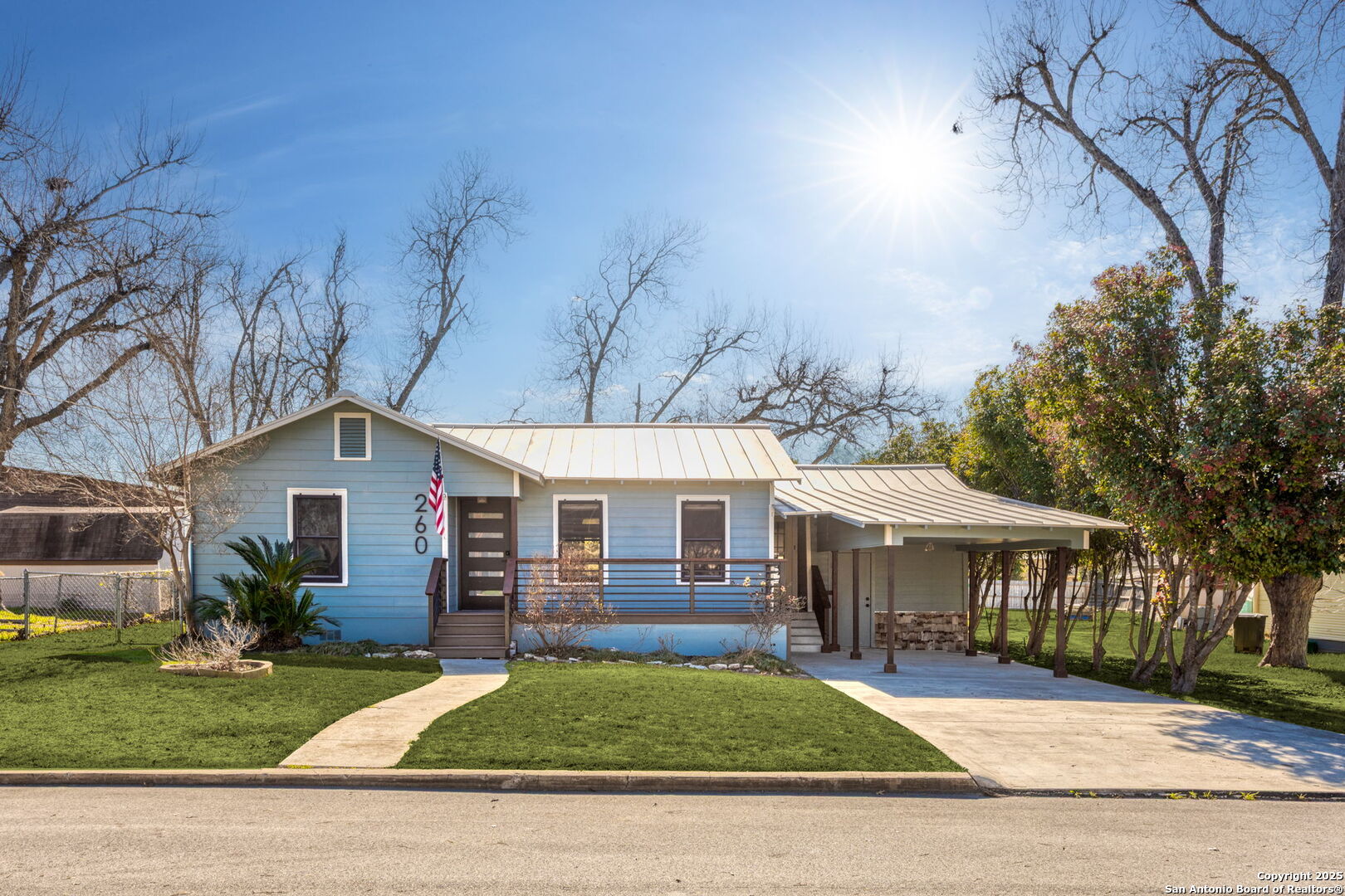 260 S HICKORY AVE, New Braunfels, TX 78130