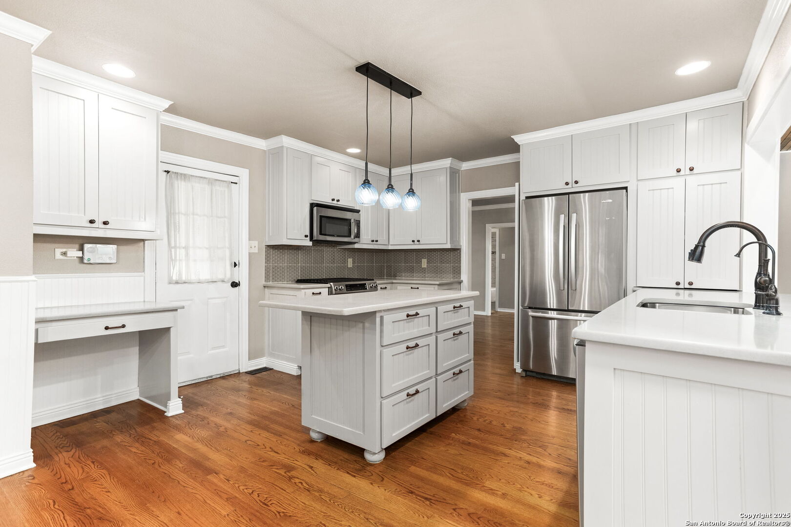 260 S HICKORY AVE, New Braunfels, TX 78130