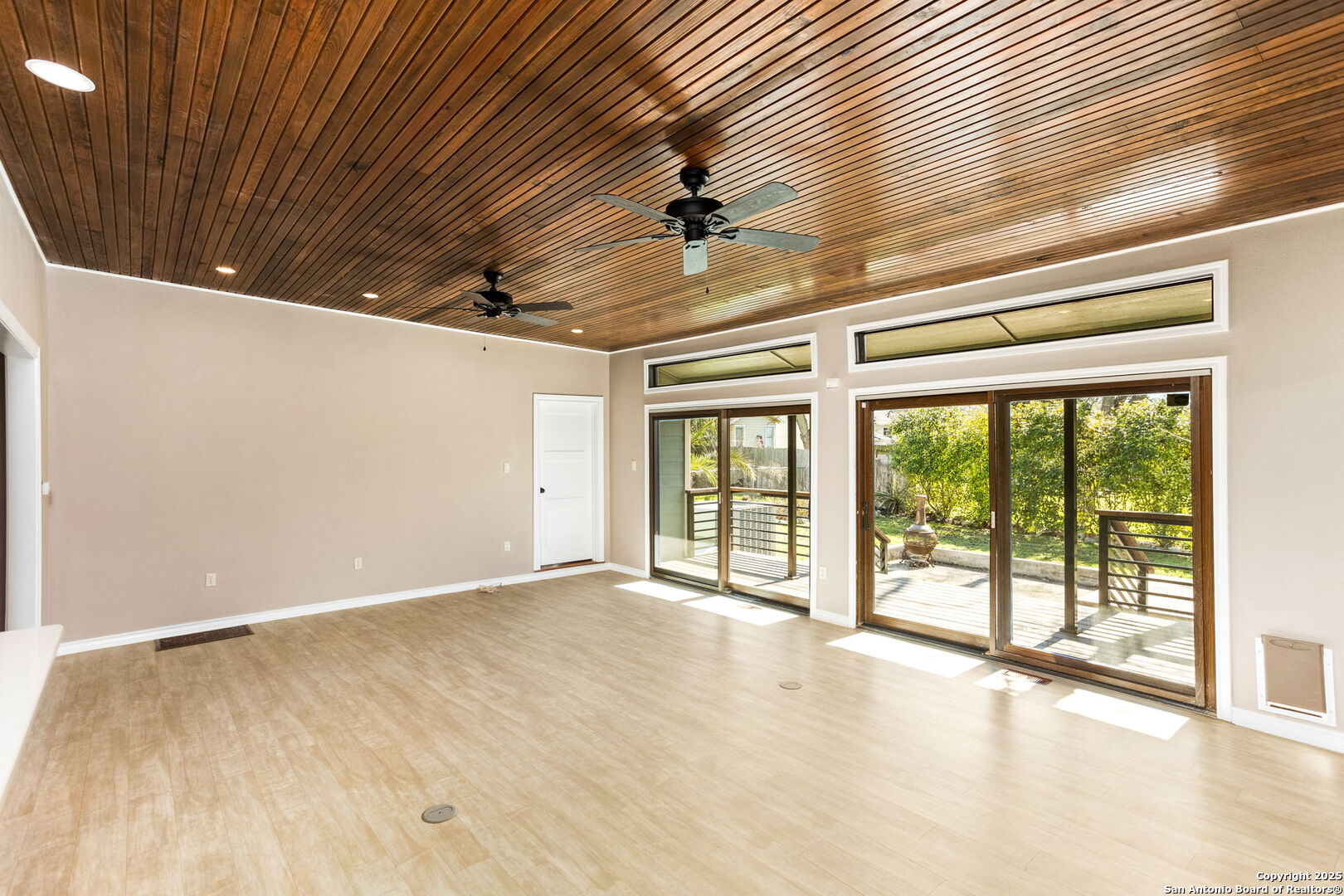 260 S HICKORY AVE, New Braunfels, TX 78130